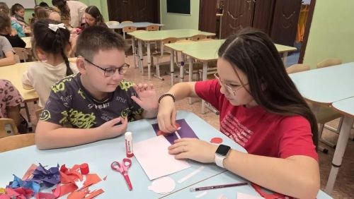 «Движение Первых» Лаишевского района подарило детям новогоднее волшебство