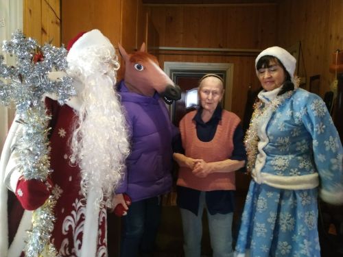 Новый год — праздник добра и благодеяния