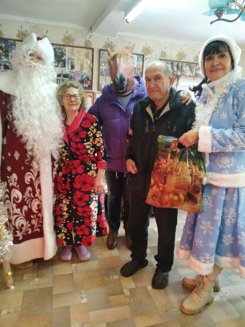 Новый год — праздник добра и благодеяния