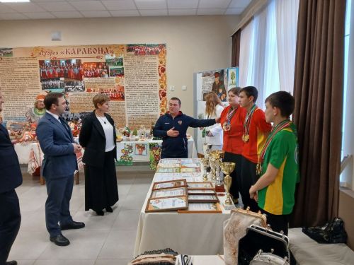 Встреча с жителями поселения: Никольское живёт и развивается