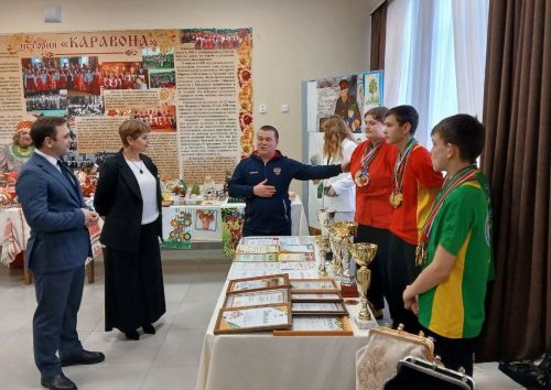 Никольское: Выставка и концерт — для встречи близких людей
