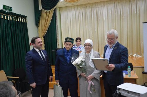 Татар Сараланы мәдәният йортында узган очрашу