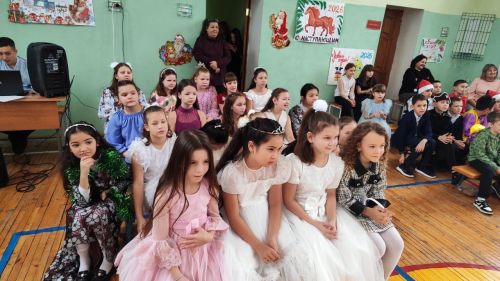 Новогодний праздник в Лаишевском районе подарил детям волшебство и радость