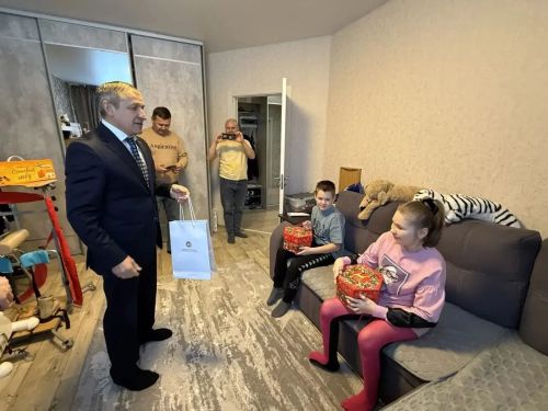 Мечта Эвелины из Песчаных Ковали сбылась в рамках акции «Ёлка желаний»