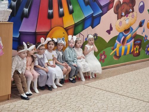 Новогодний утренник погрузил лаишевских ребят в атмосферу сказки