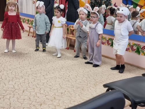 Новогодний утренник погрузил лаишевских ребят в атмосферу сказки