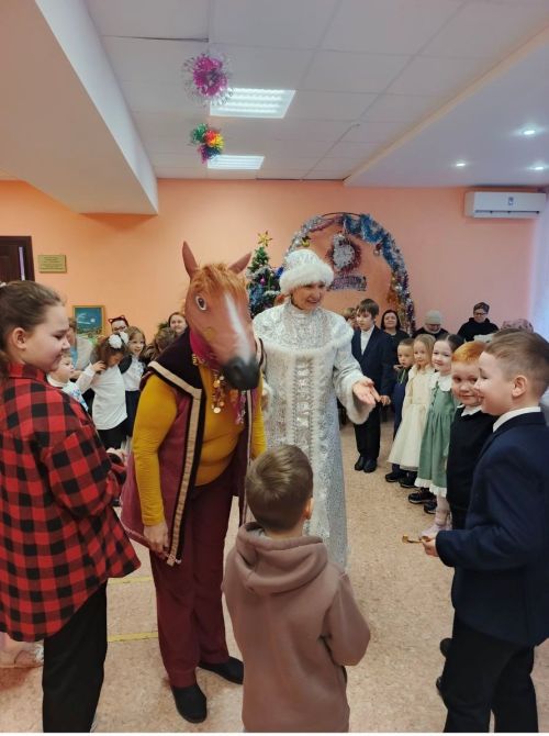Зимняя сказка в стихах: конкурс «Серебром украшена земля»