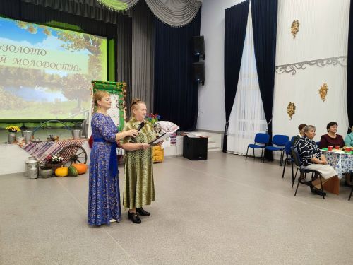 Машина времени заработала в Нармонском Доме культуры
