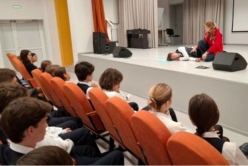 Лицеисты Лаишевского района прошли практический мастер‑класс по оказанию первой помощи