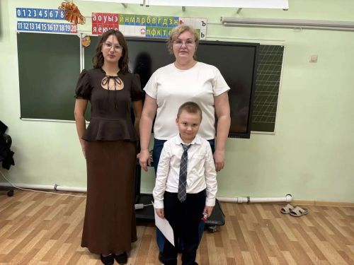 Лицеисты Лаишевского района собрали макулатуру