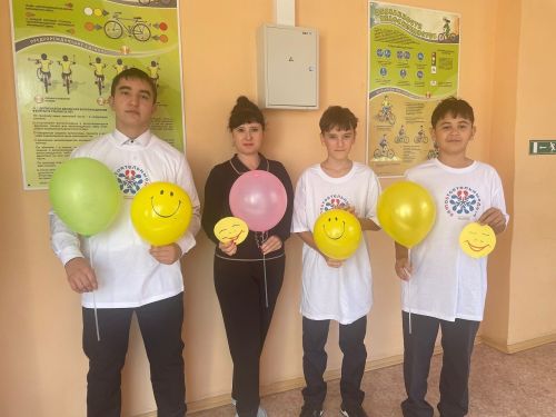 «Самостоятельные дети» Лаишевского района подарили улыбки землякам