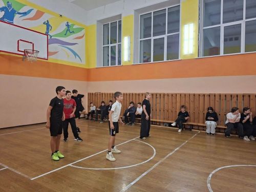 День отца в Лаишеве отметили конкурсом рисунков и спортивными играми