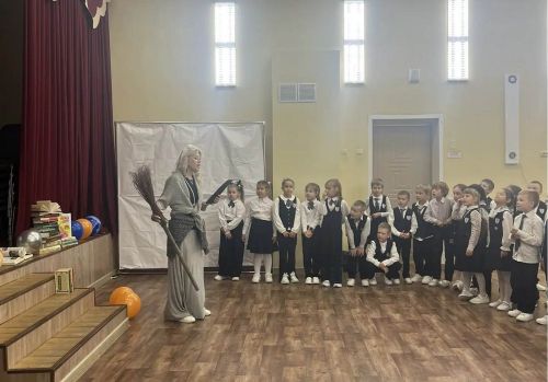 Лаеш районы лицей укучылары китап укучылар сафына басты