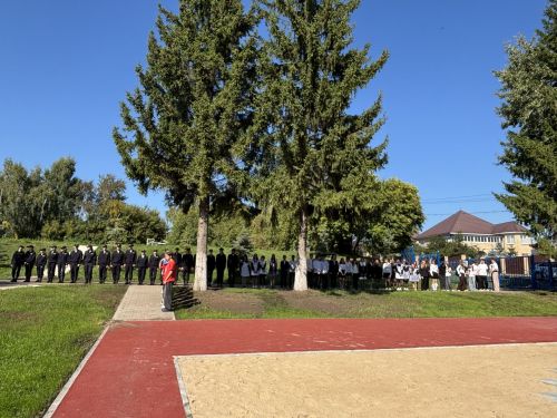 Глава Лаишевского района Ильдус Зарипов открыл полосу препятствий