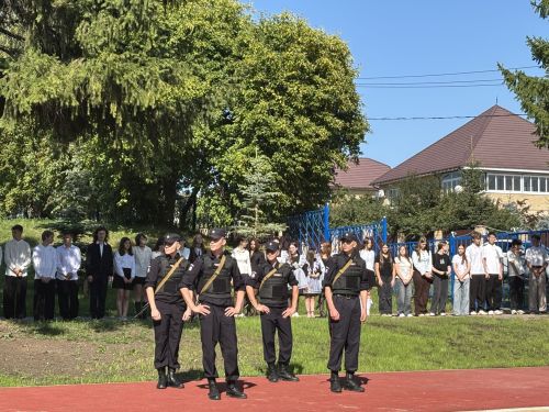 Глава Лаишевского района Ильдус Зарипов открыл полосу препятствий
