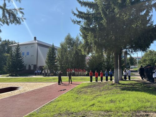 Глава Лаишевского района Ильдус Зарипов открыл полосу препятствий