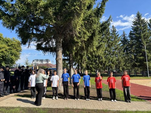 Глава Лаишевского района Ильдус Зарипов открыл полосу препятствий