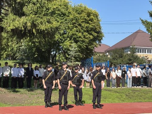 Глава Лаишевского района Ильдус Зарипов открыл полосу препятствий