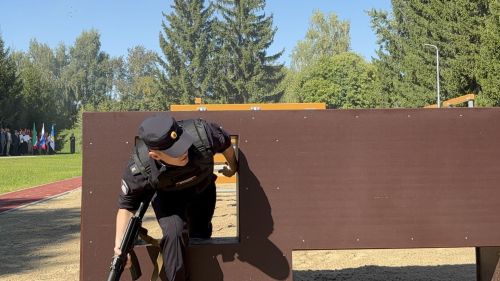 Глава Лаишевского района Ильдус Зарипов открыл полосу препятствий