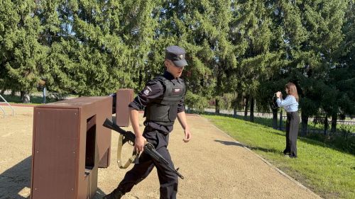 Глава Лаишевского района Ильдус Зарипов открыл полосу препятствий