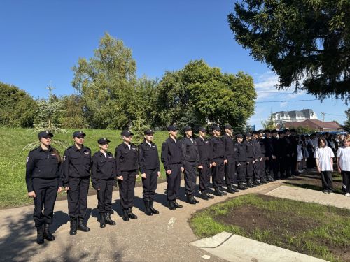 Глава Лаишевского района Ильдус Зарипов открыл полосу препятствий