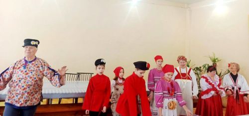 В воскресной школе весело встречали Масленицу