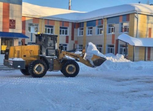 Бураннардан соң «Яратель» мәктәпкә ярдәмгә килде