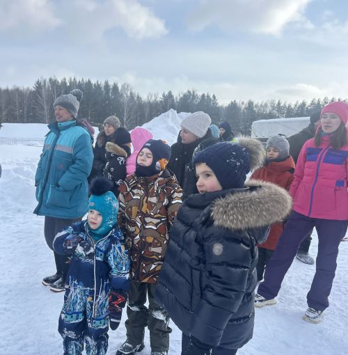 Масленица в конном клубе «Рассвет»: праздник с улыбками и ароматом блинов