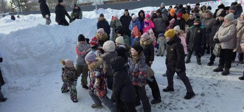 В селе Столбище Лаишевского района весело отгуляли широкую Масленицу