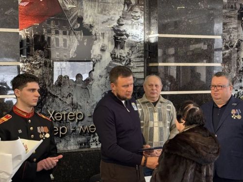 Семьям защитников Отечества вручают медаль «Мать солдата»