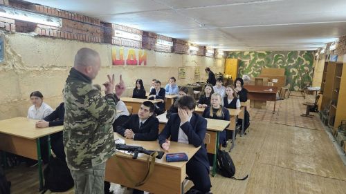 Участник СВО преподал мастер-класс учащимся Лаишевского района