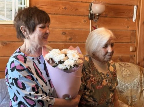 Юбилей: Вера Абросимова посвятила жизнь труду и семье