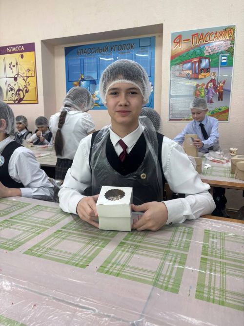 Дети героев готовят сладкую Победу