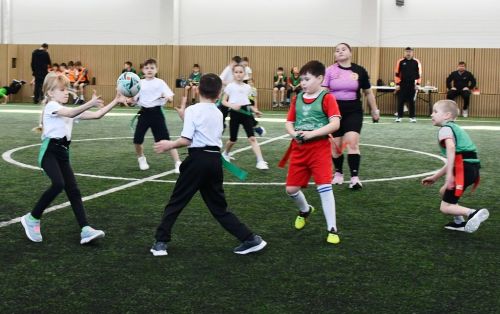 Школьники Лаишевского района соревновались в турнире по «Тэг-регби»