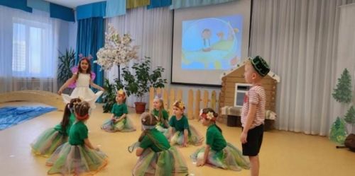 «Айтишка» балалар бакчасында (Усад) «Биредә минем йортым һәм гаиләм, димәк — минем Ватаным!» дигән озак сроклы проект старт алды
