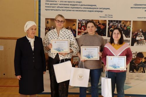 Победители и призеры шахматного турнира в Лаишевском детском доме