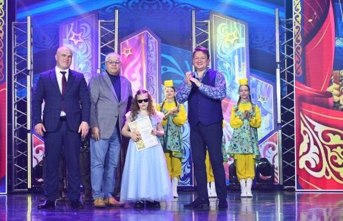 «Созвездие-Йолдызлык» фестиваленең якты мизгелләре: өченче урын белән котлауларны кабул итү