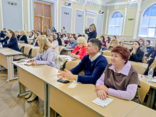 Звучит голос академика Андреева