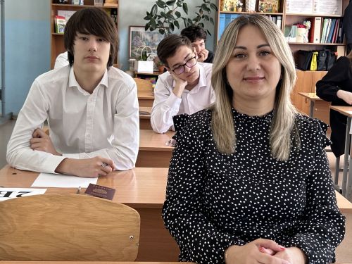 Родители и школьники Лаишево вместе сдали пробный экзамен