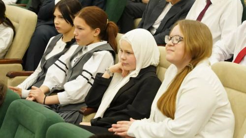 В Казани школьников учат безопасному общению в мессенджерах