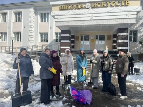 Весенняя уборка в Лаишево: жители объединились для чистоты родного города