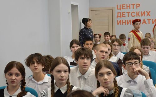 В Лаишевской школе №2 чествовали Год единства народов России