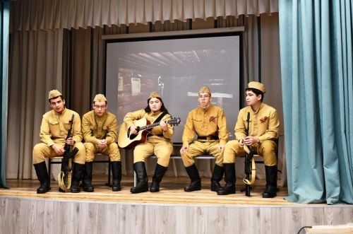 В Лаишевской школе №2 чествовали Год единства народов России