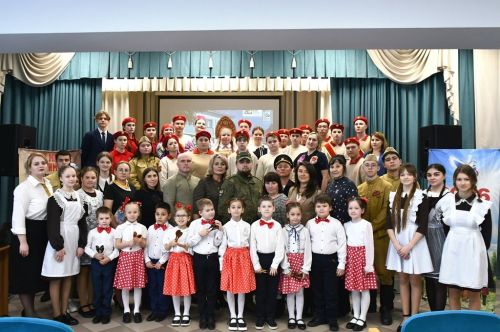 В Лаишевской школе №2 чествовали Год единства народов России