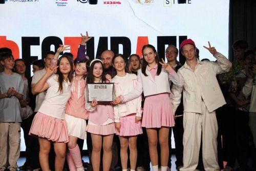 Лаеш районы КВН командасы кабат үзләре турында республика дәрәҗәсендә сөйләргә мәҗбүр итте