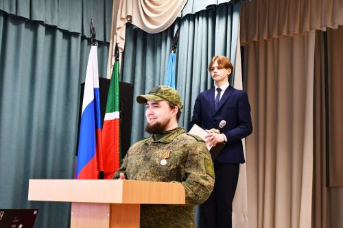 В Лаишевской школе №2 чествовали Год единства народов России