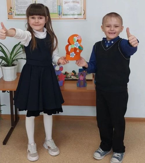 В Ташкирменской школе Лаишевского района отмечают женский день