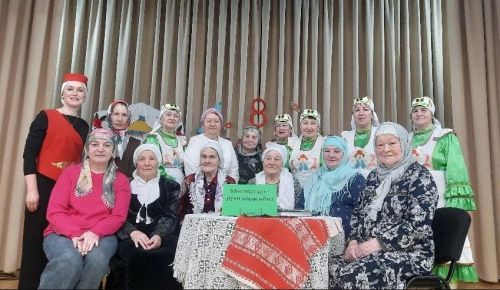 «Монэжэтлэр — рухи мирасыбыз»: в Атабаевском СДК соединили поздравления с 8 Марта и духовные песнопения Рамадана