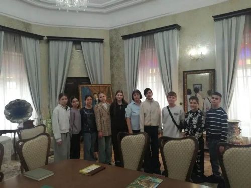 Лаеш районы укучылары Тукайда кунакта булдылар