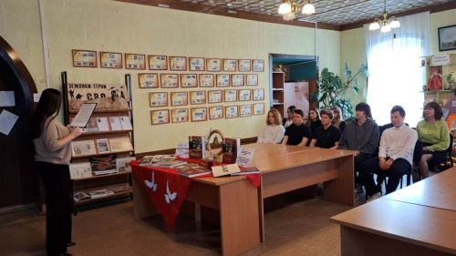 «Чәнечкеле тимер чыбык артындагы тәмуг»: Концлагерь тоткыннарын азат итү көненә багышланган чара